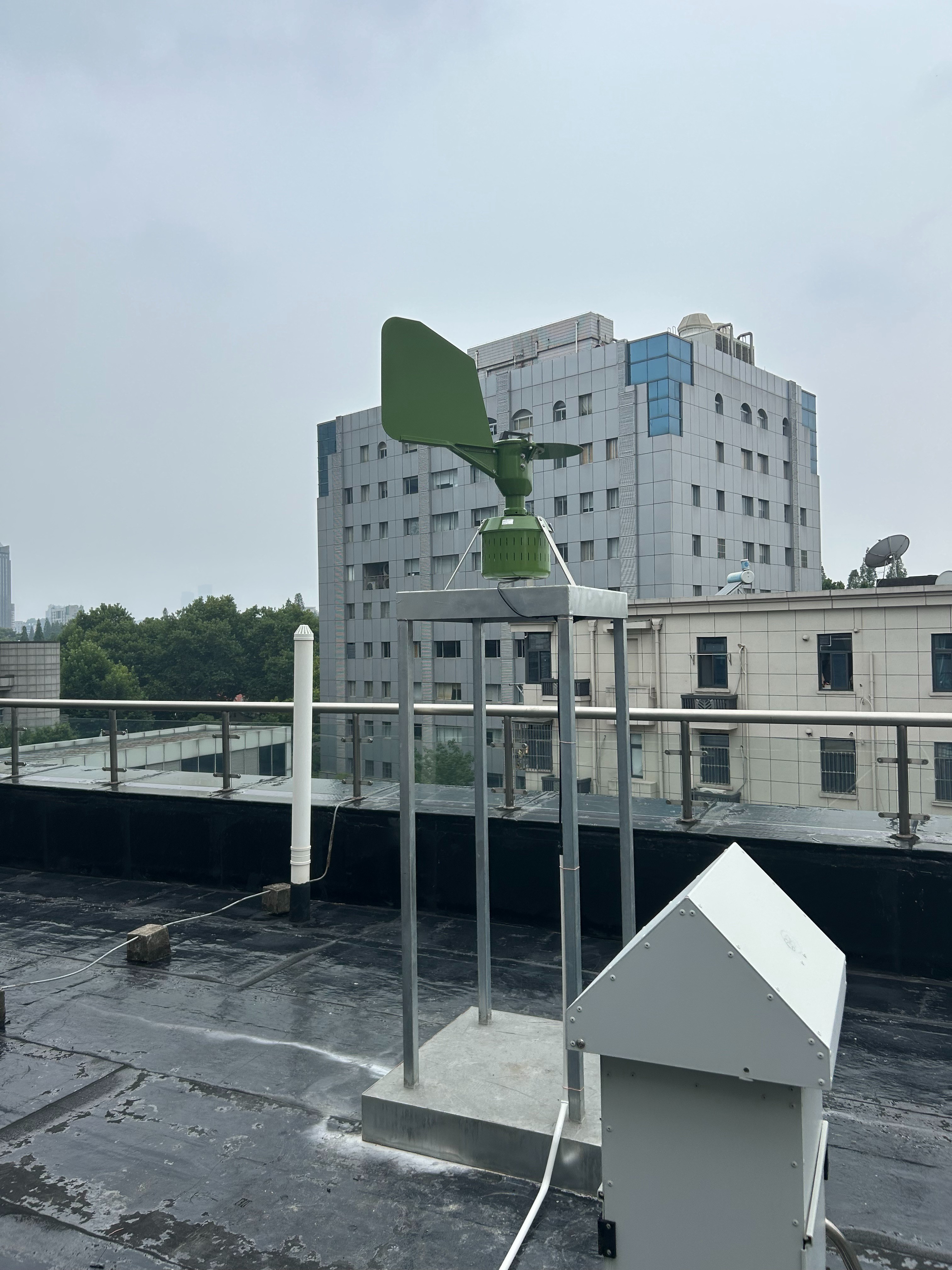 南京銘奧工程師赴江蘇省疾控中心安裝BURKARD孢子捕捉儀