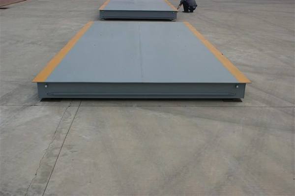 100吨地磅 (3).jpg 100吨地磅推荐宏力物有所值