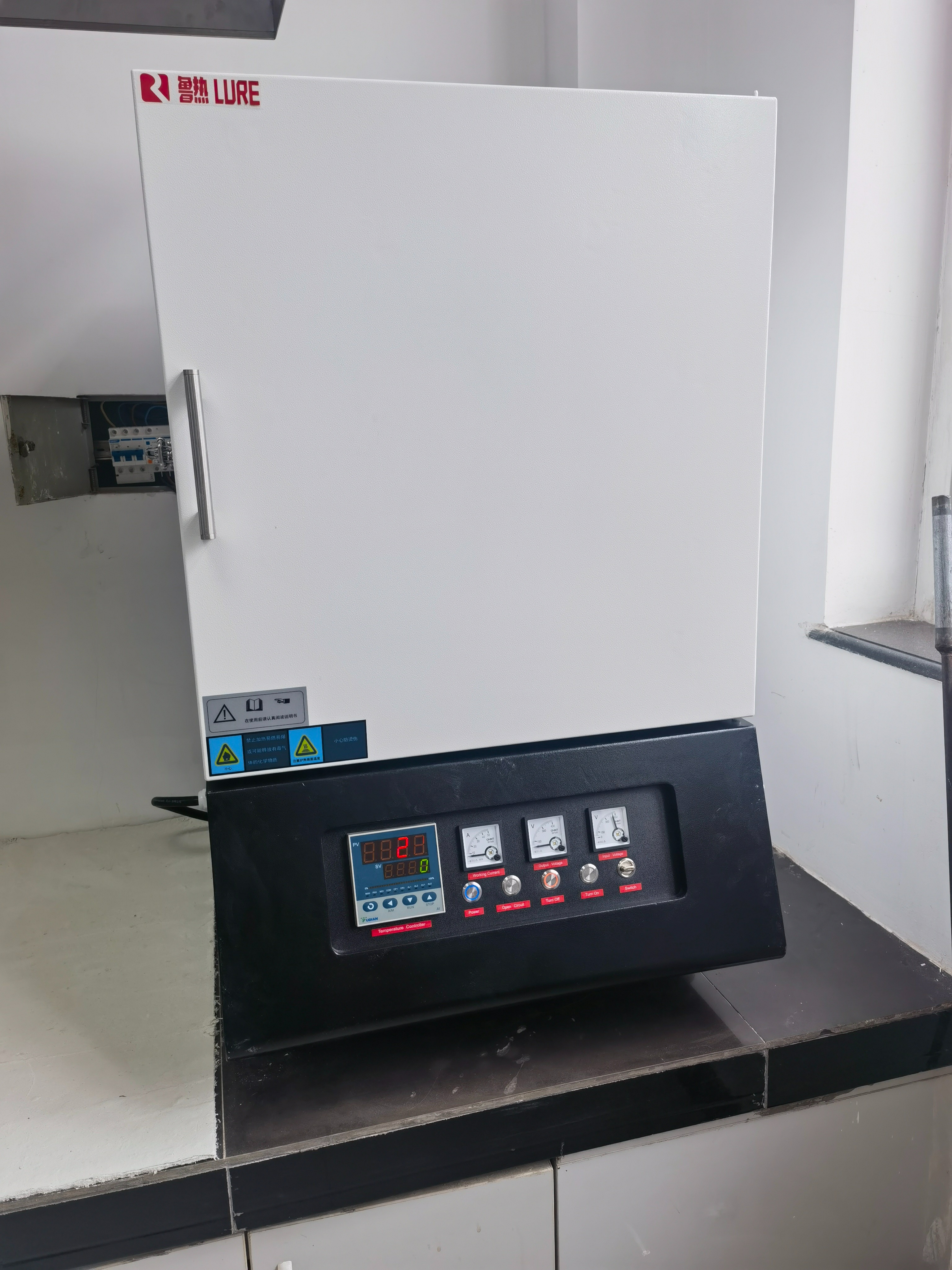 IMG_20251029_155054.jpg 兩臺1400度馬弗爐交付南京地質調查中心實驗室