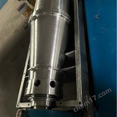 400型臥式螺旋卸料沉降離心機到貨